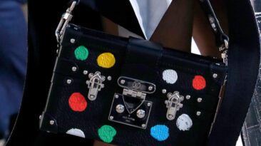 Yayoi Kusama e Louis Vuitton deram as mãos para uma coleção exclusiva de bolsas pontilhadas