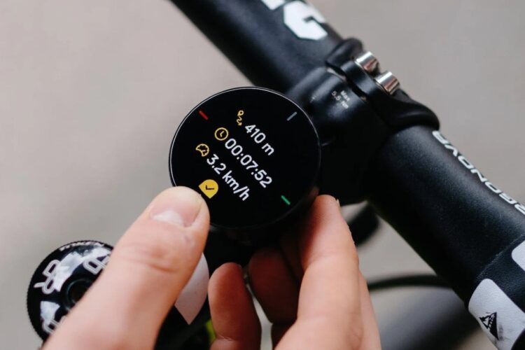 O Beeline Velo 2 é Um GPS De Bicicleta Incrivelmente Minimalista Com Design Carbono Negativo E Suporte Strava