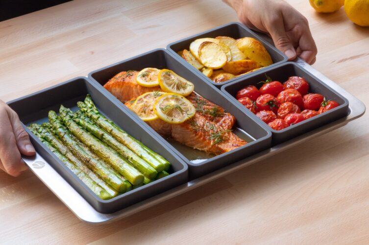 Os 10 melhores utensílios de cozinha que você precisa para preparar a refeição perfeita do Dia dos Namorados para sua cara-metade