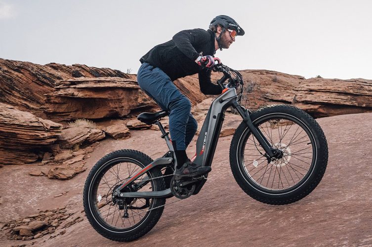 Esta Bicicleta Elétrica De Fibra De Carbono Tem Motor De 750 W E Alma De ATV