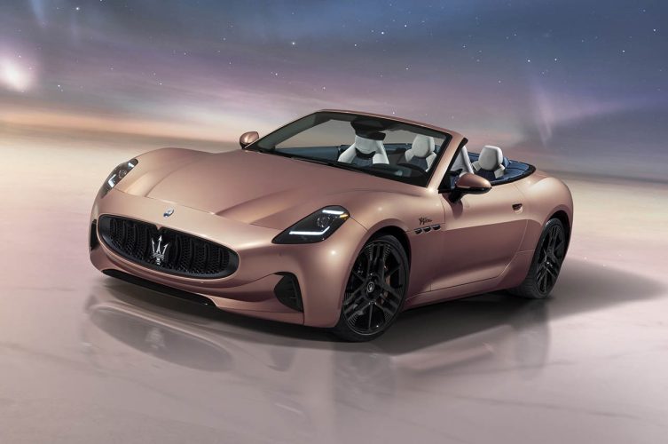Maserati Lança GranCabrio Folgore Conversível Totalmente Elétrico De Quatro Portas Com Alcance De 270 Milhas